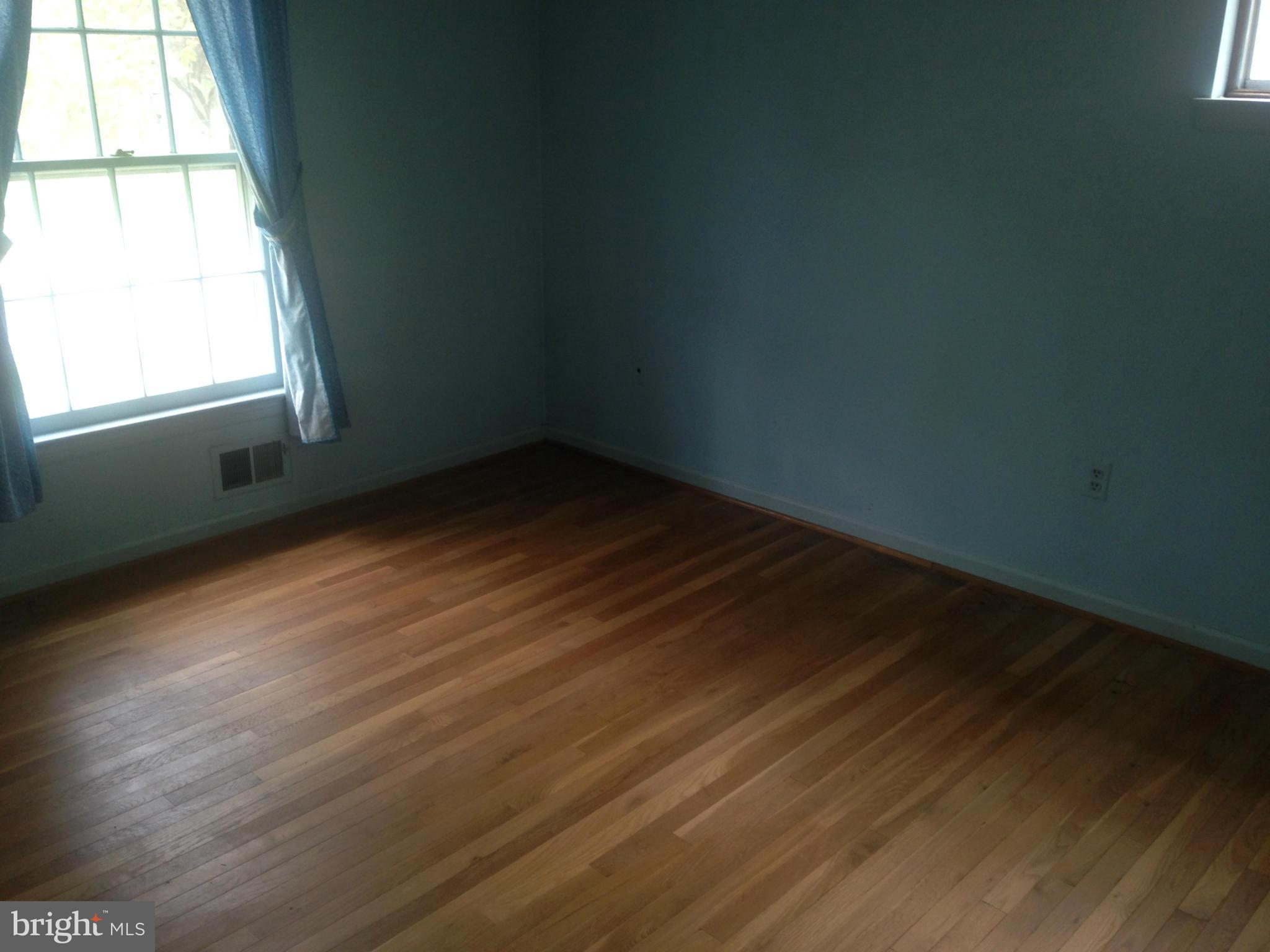 9113 Friar Road Fort Washington, MD 20744 - Photo 16 of 24 Bedroom