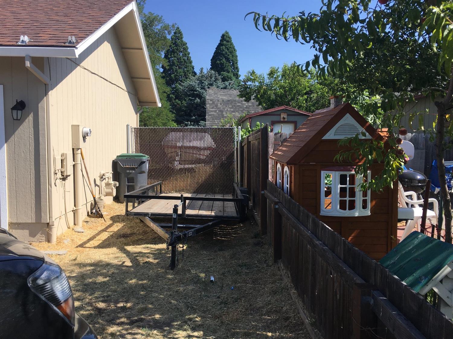 841 Greenleaf Lane Central Point, OR 97502 - Photo 11 of 13 Additional Photo