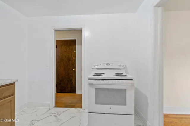 $409,900 | 515 Delaware Avenue, Bethlehem, NY 12054