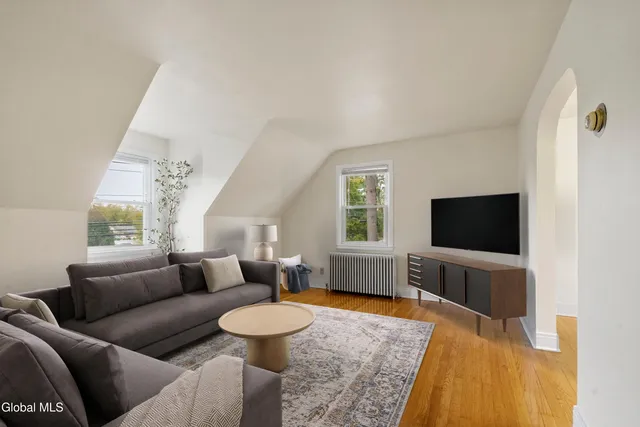 $409,900 | 515 Delaware Avenue, Bethlehem, NY 12054