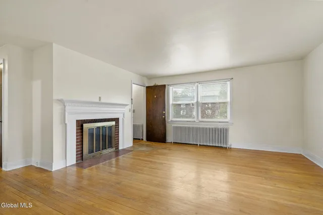 $409,900 | 515 Delaware Avenue, Bethlehem, NY 12054