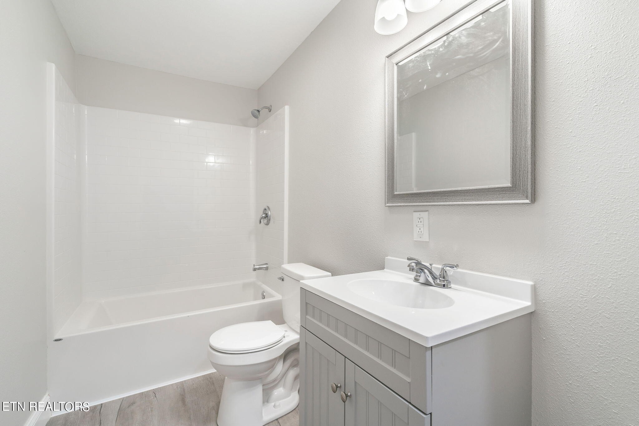 218 Oakmont Road Bean Station, TN 37708 - Photo 20 of 32 a bathroom with a sink toilet and shower