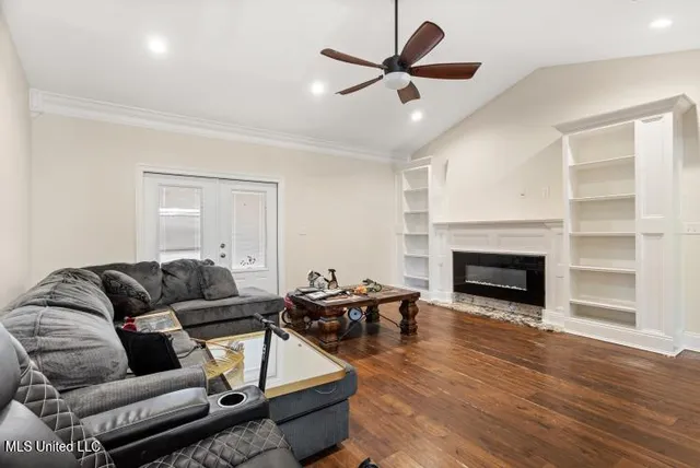 $324,900 | 16029 Cherry Drive, Biloxi, MS 39532