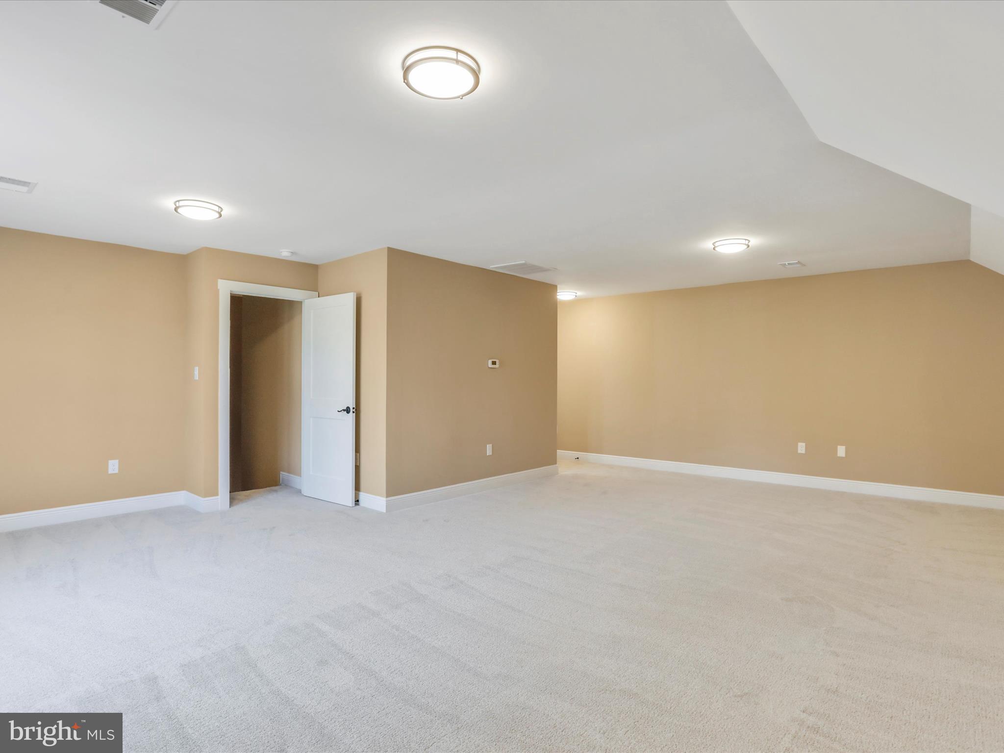2273 Grade Road Falling Waters, WV 25419 - Photo 40 of 47 Gallery Image 40