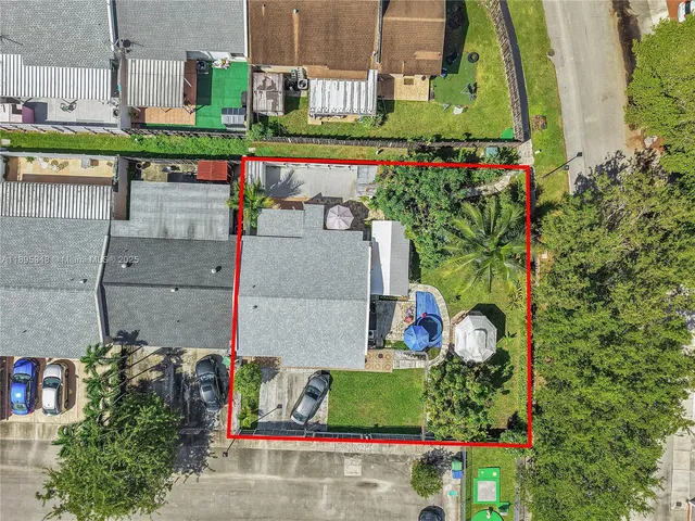 a view of outdoor space