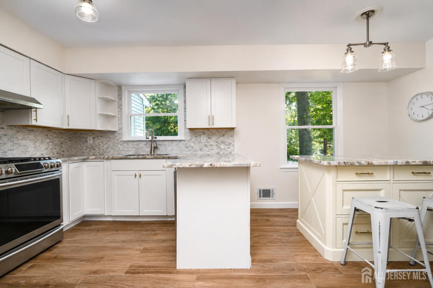 101 Fawn Drive Matawan, NJ 07747 - Photo 15 of 51