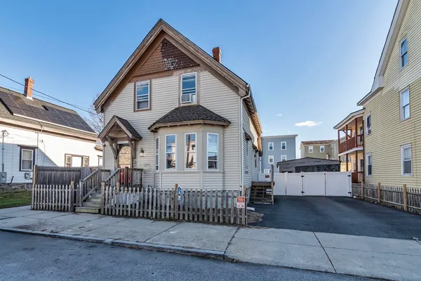 $550,000 | 40 Chester Street, Lawrence, MA 01843