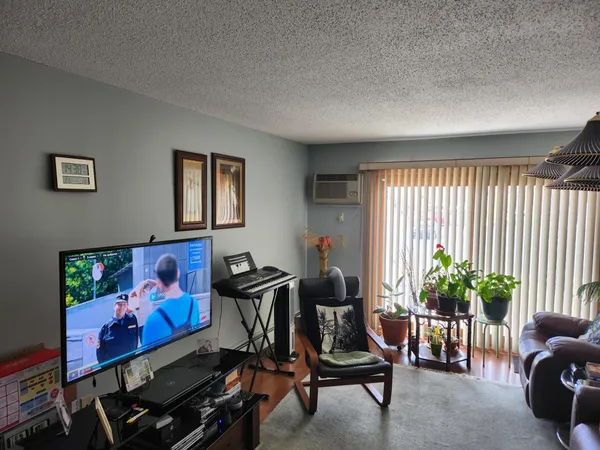 $145,000 | 2800 Hillsboro Avenue North, Unit 111, New Hope, MN 55427