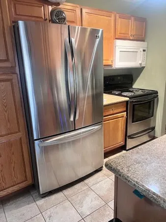 $145,000 | 2800 Hillsboro Avenue North, Unit 111, New Hope, MN 55427