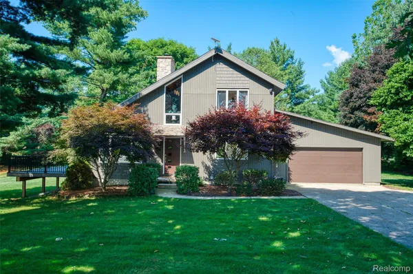 $330,000 | 3275 Gramer Road, Webberville, MI 48892