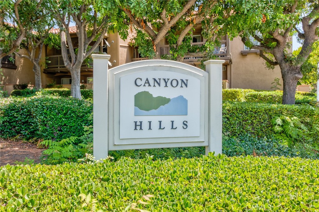 101 South Cross Creek Road, Unit F Orange, CA 92869 - Photo 15 of 27 Gallery Image 15