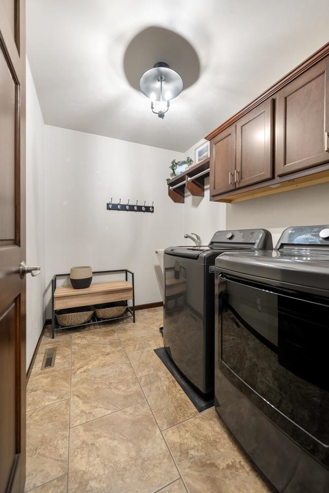 3165 Howard View Lane Green Bay, WI 54313 - Photo 22 of 30
