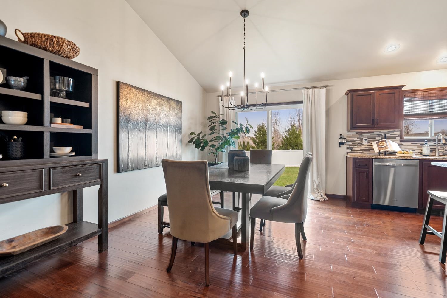 3165 Howard View Lane Green Bay, WI 54313 - Photo 10 of 30