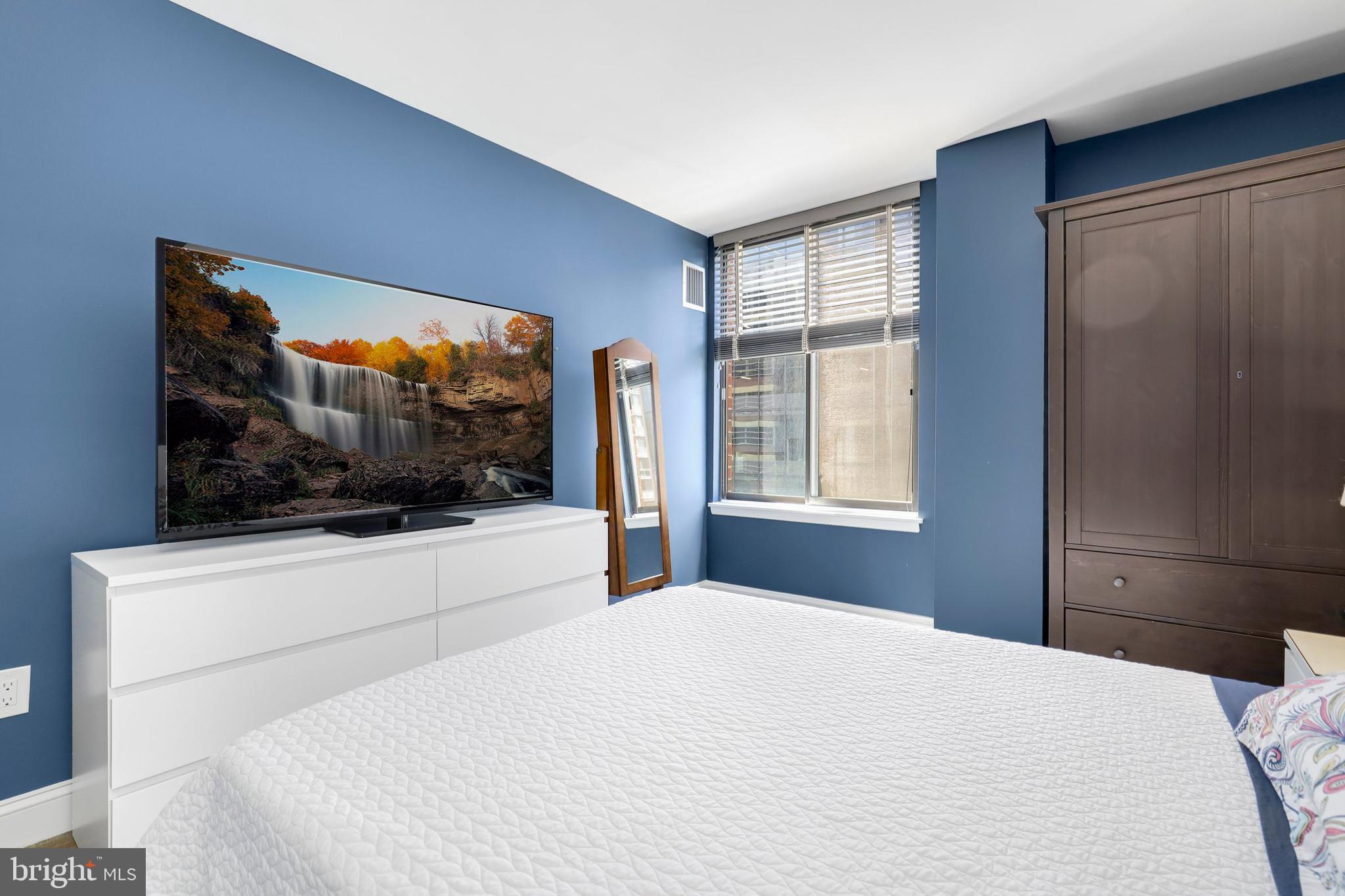 1301 20th Street Northwest, Unit 402 Washington, DC 20036 - Photo 16 of 25