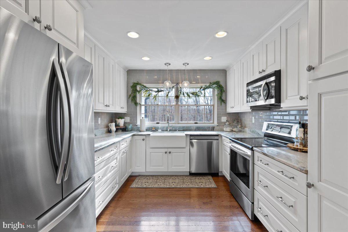 155 Morgans Ridge Road La Plata, MD 20646 - Photo 3 of 56 Gourmet Kitchen