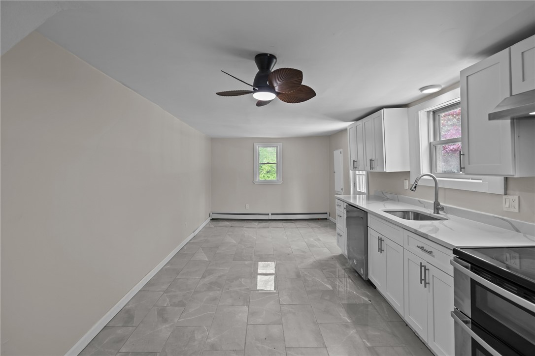 25 Carrs Trail Coventry, RI 02827 - Photo 11 of 45