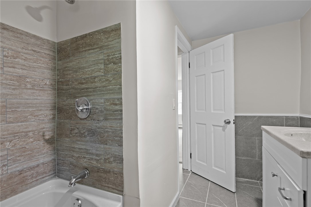 25 Carrs Trail Coventry, RI 02827 - Photo 14 of 45