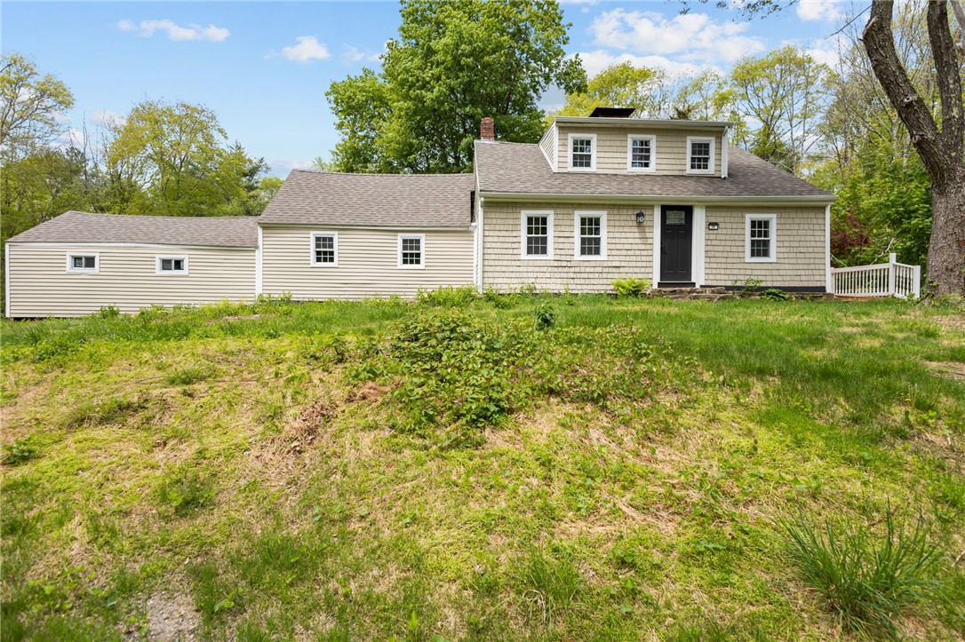 25 Carrs Trail Coventry, RI 02827 - Photo 3 of 45