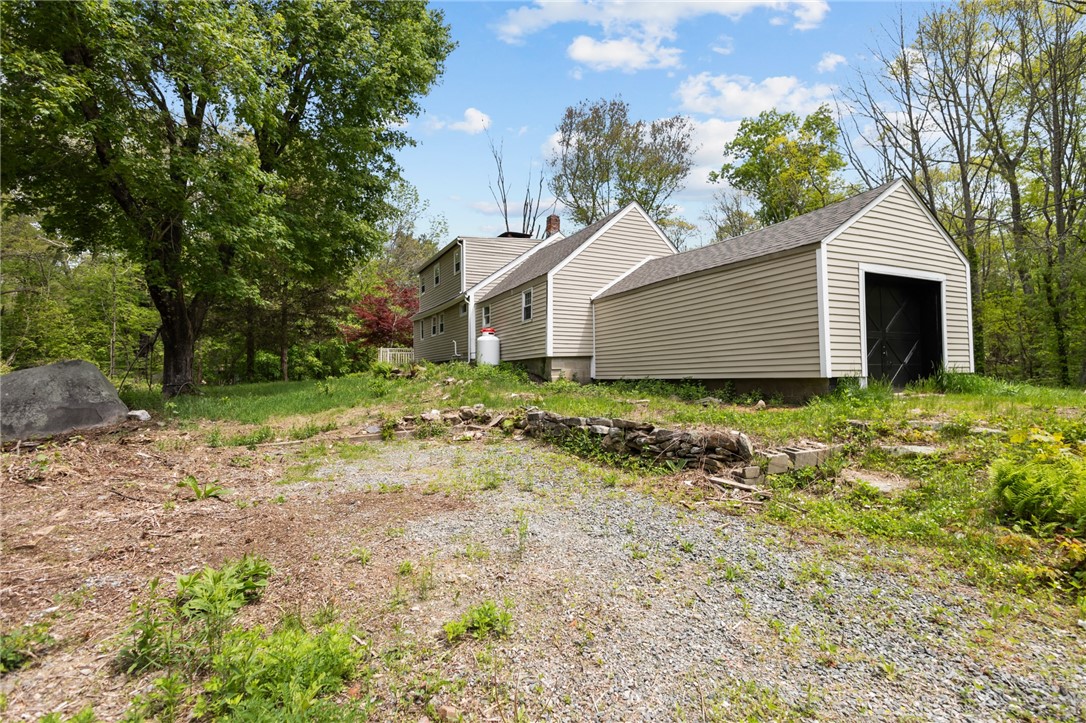 25 Carrs Trail Coventry, RI 02827 - Photo 4 of 45