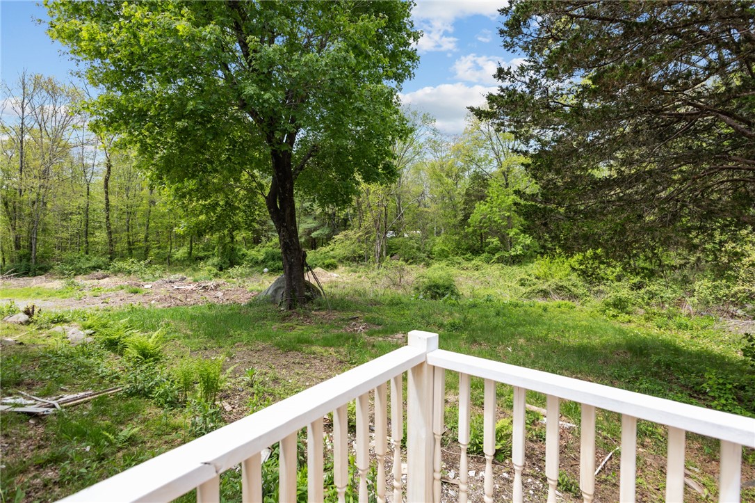 25 Carrs Trail Coventry, RI 02827 - Photo 6 of 45