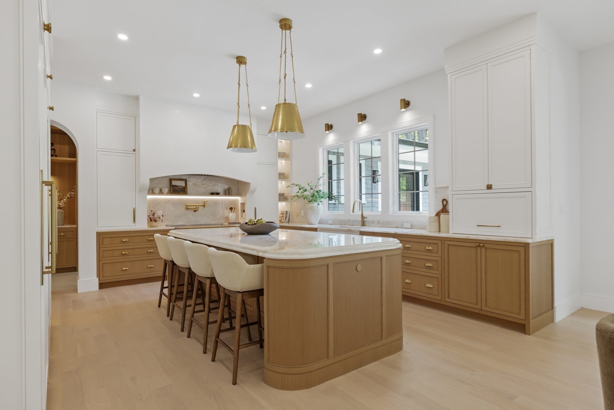 101 Alban Road Newton, MA 02468 - Photo 6 of 29 Gallery Image 6