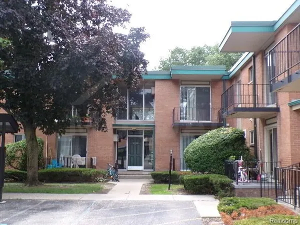 $1,550 | 1880 Axtell Drive, Troy, MI 48084