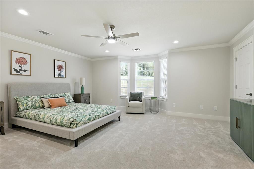 3901 Montecito Drive, Unit 1007 Denton, TX 76210 - Photo 11 of 24 a living room with furniture and a window