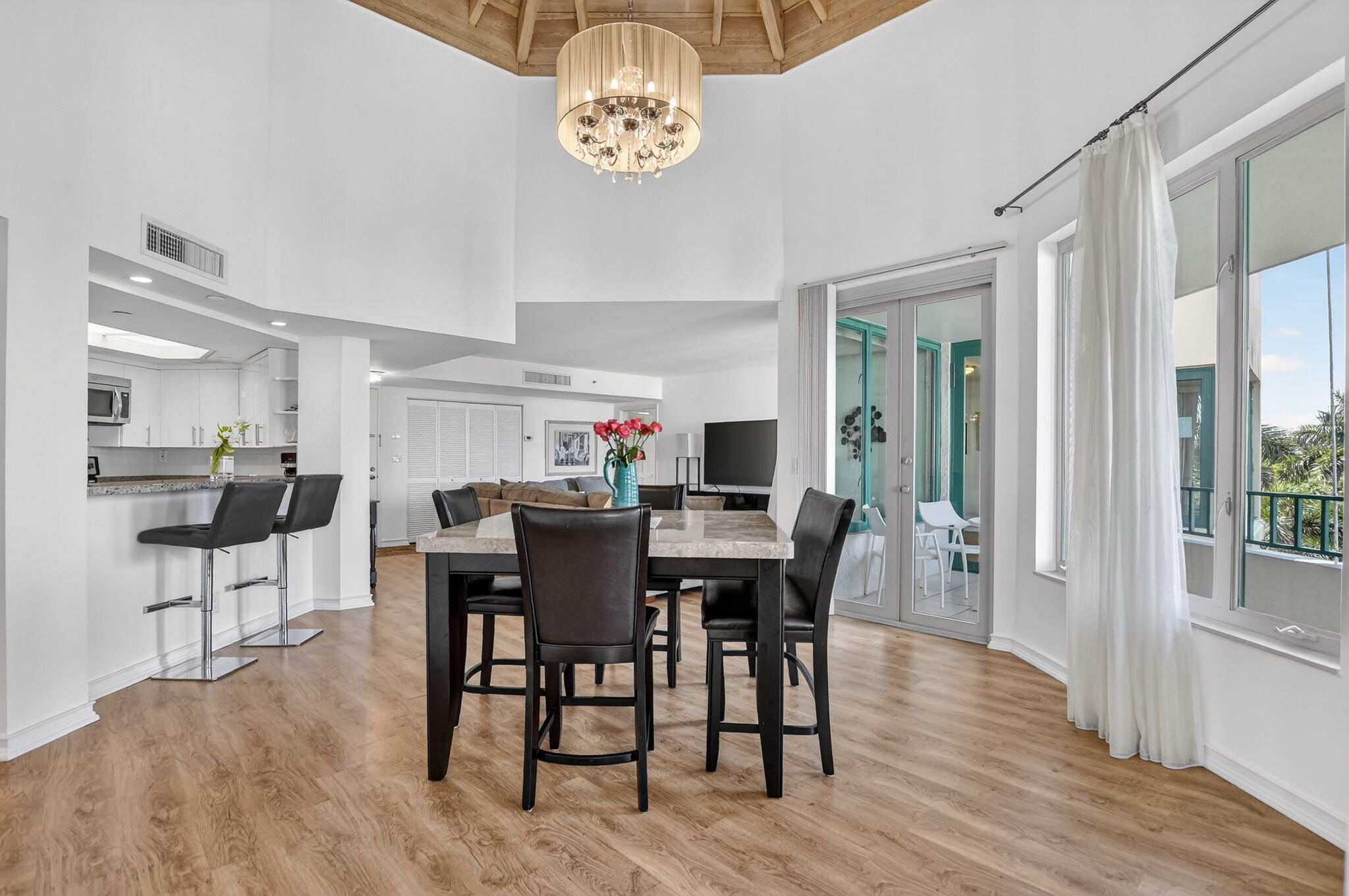 120 Southeast 5th Avenue, Unit 520 Boca Raton, FL 33432 - Photo 13 of 86 12-web-or-mls-DSC_9666