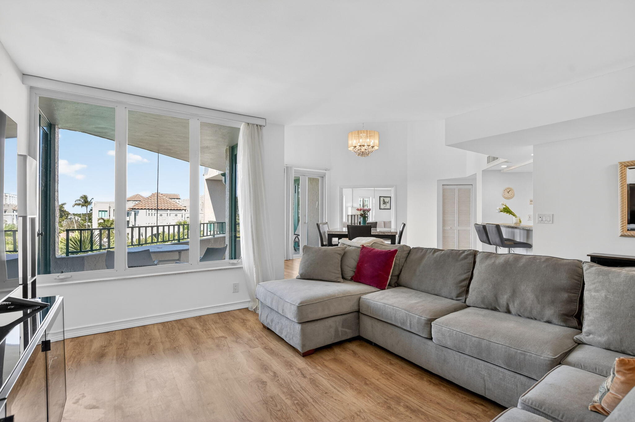 120 Southeast 5th Avenue, Unit 520 Boca Raton, FL 33432 - Photo 5 of 86 4-web-or-mls-DSC_9626