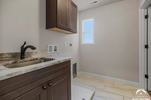 $529,900 | 1120 Klein Court, Lawrence, KS 66049