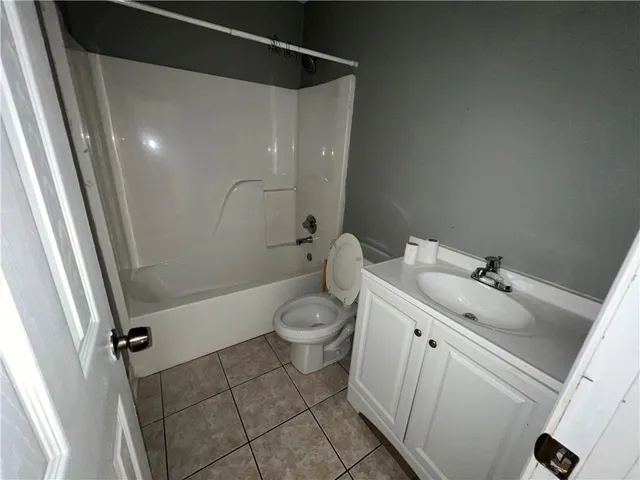 $1,500 | 5620 4th Street, Violet, LA 70092