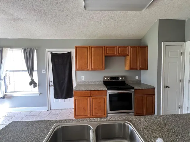 $1,500 | 5620 4th Street, Violet, LA 70092