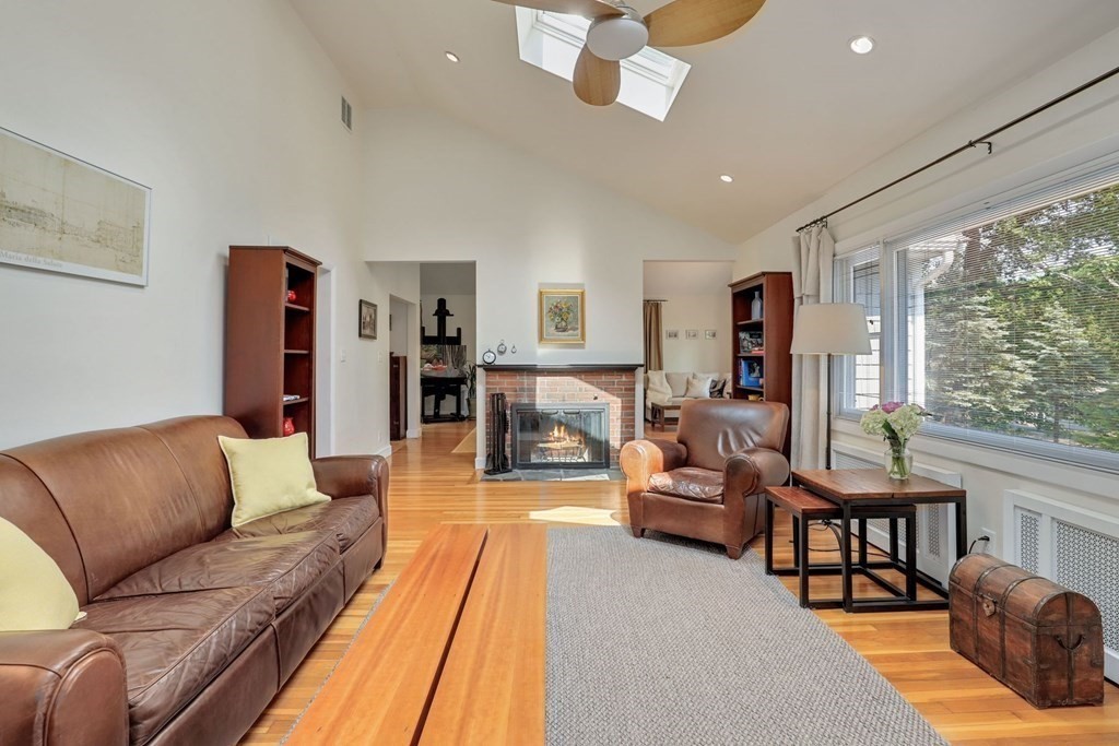 150 Concord Avenue Lexington, MA 02421 - Photo 5 of 36 Gallery Image 5