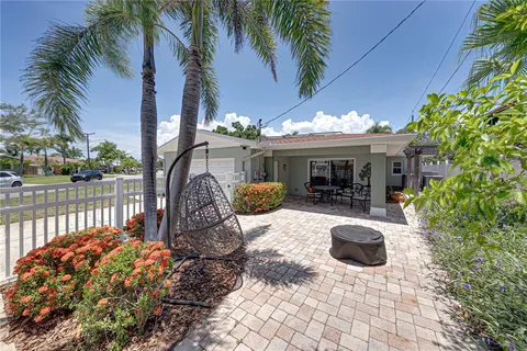 $850,000 | 6717 Cardinal Drive South, St. Petersburg, FL 33707