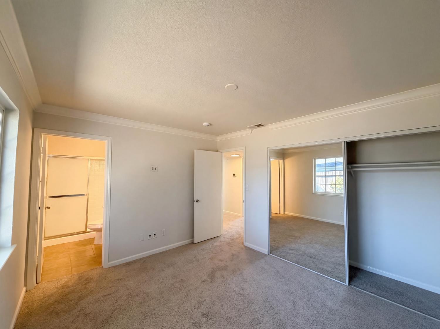 6909 Kittery Avenue Citrus Heights, CA 95621 - Photo 4 of 34