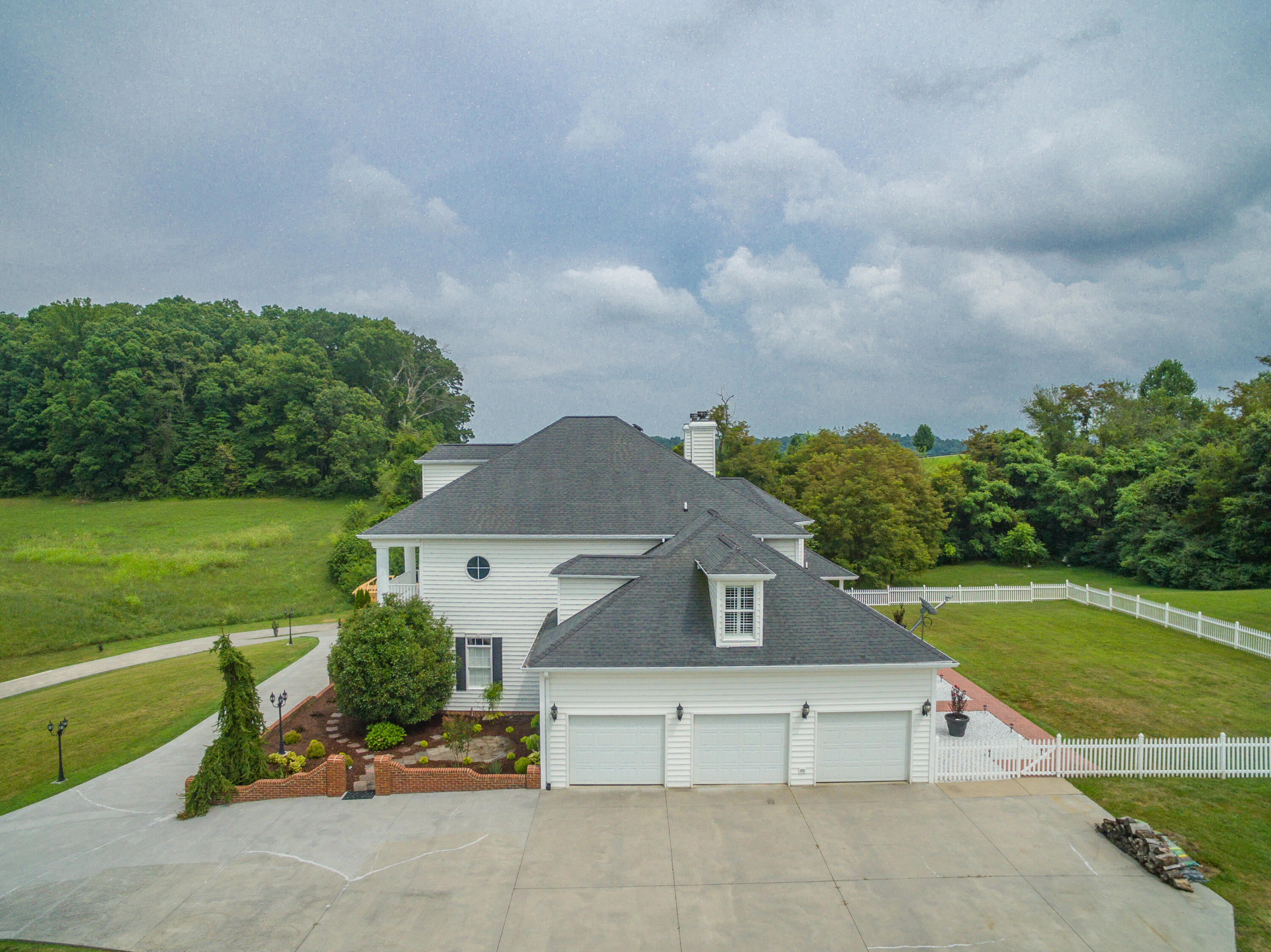 256 Eastern Star Rd-47