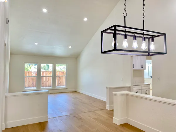 $1,199,999 | 11 Paddock Court, Pleasant Hill, CA 94523