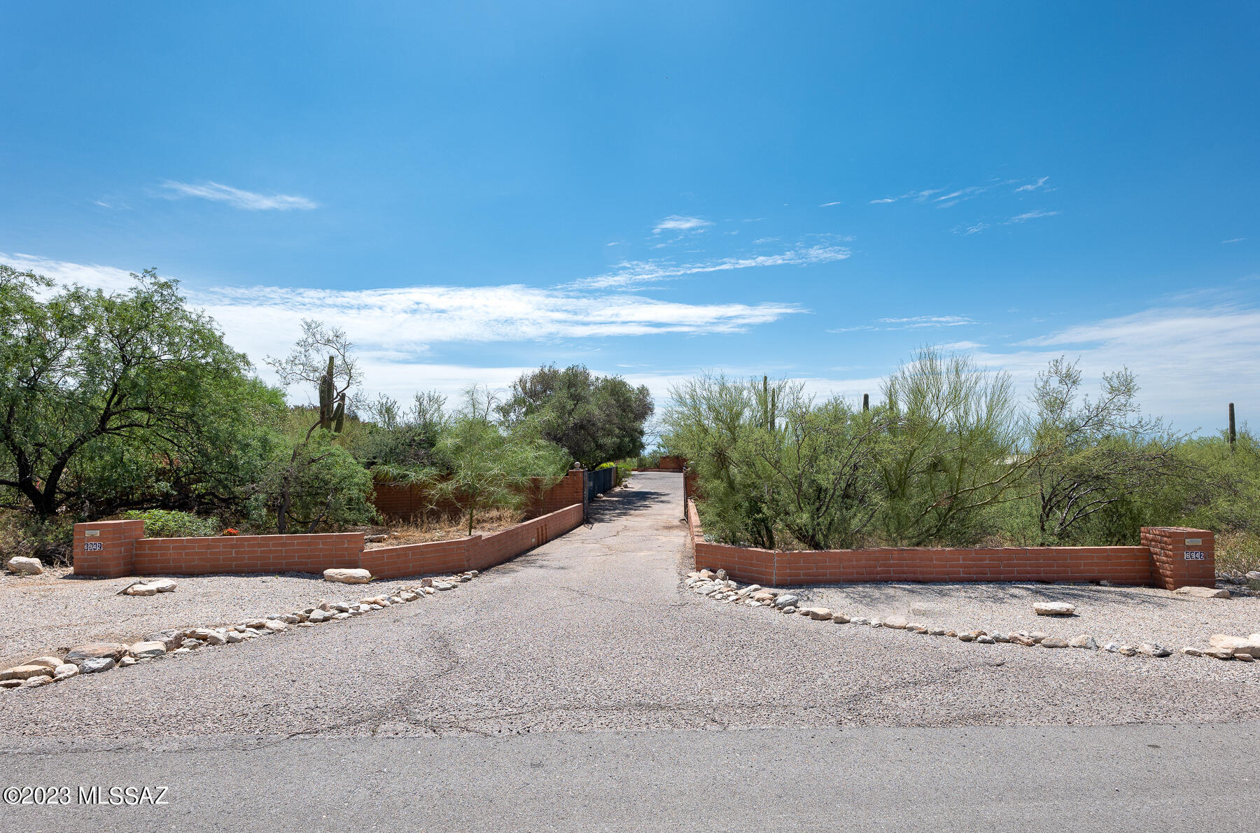 6942 North Table Mountain Road Tucson, AZ 85718 - Photo 40 of 43