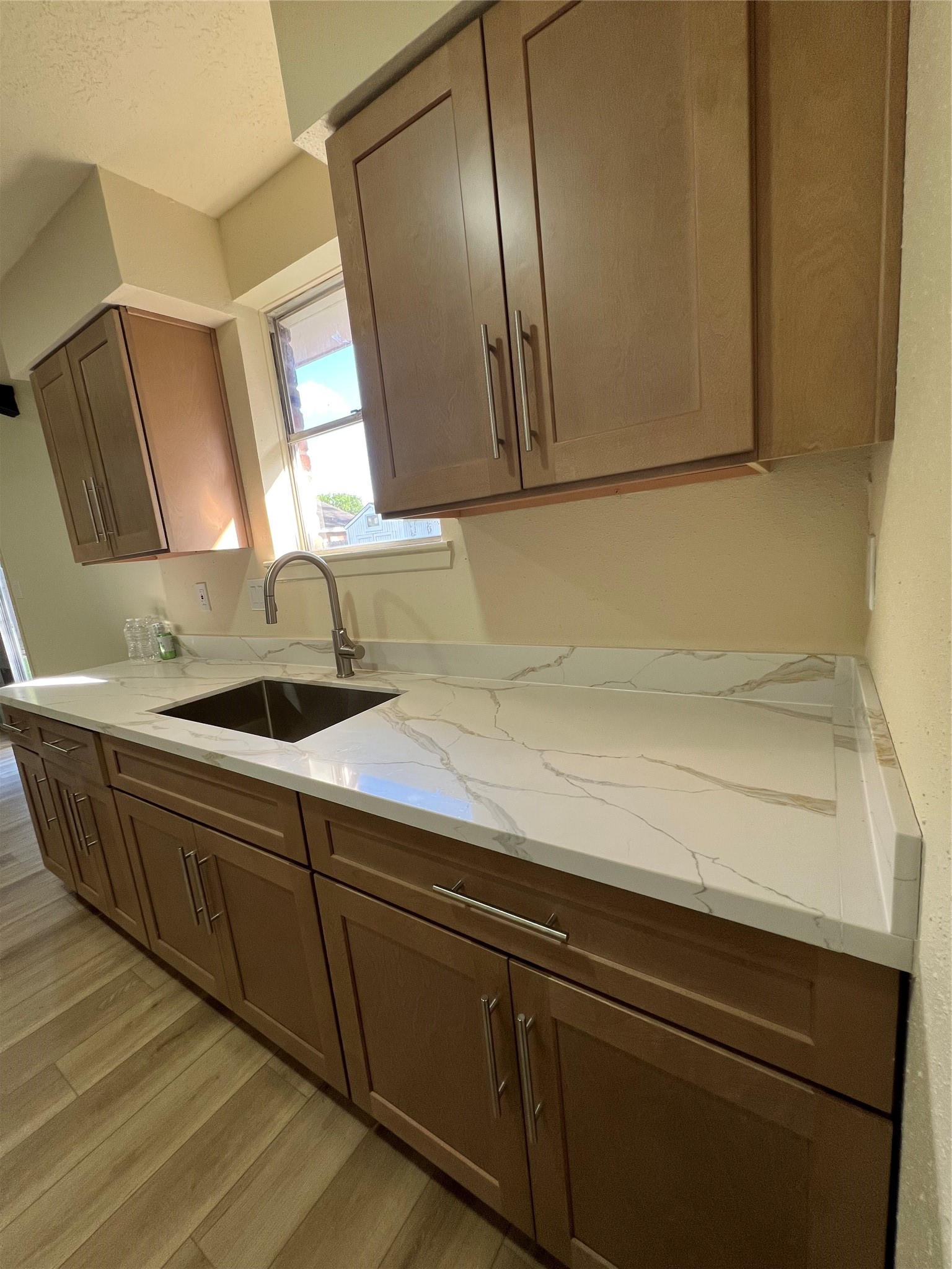 5023 Ridgestone Street Houston, TX 77053 - Photo 7 of 21