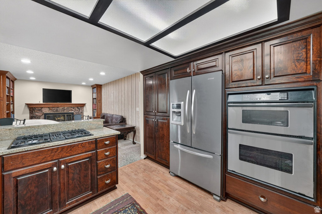 8972 Ida Lane Sandy, UT 84093 - Photo 4 of 35
