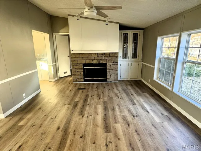 $189,900 | 45 Shelter Drive, Troy, MO 63379