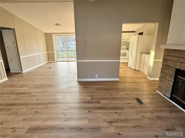 $189,900 | 45 Shelter Drive, Troy, MO 63379