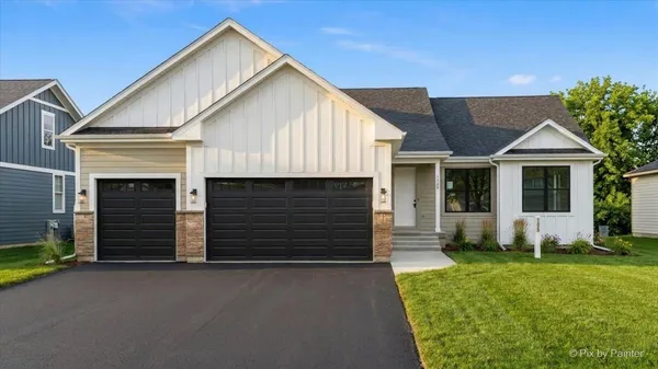 $729,900 | 1225 Noble Drive, Des Plaines, IL 60018
