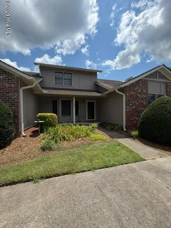 $1,450 | 2015 Quail Ridge Road, Greenville, NC 27858