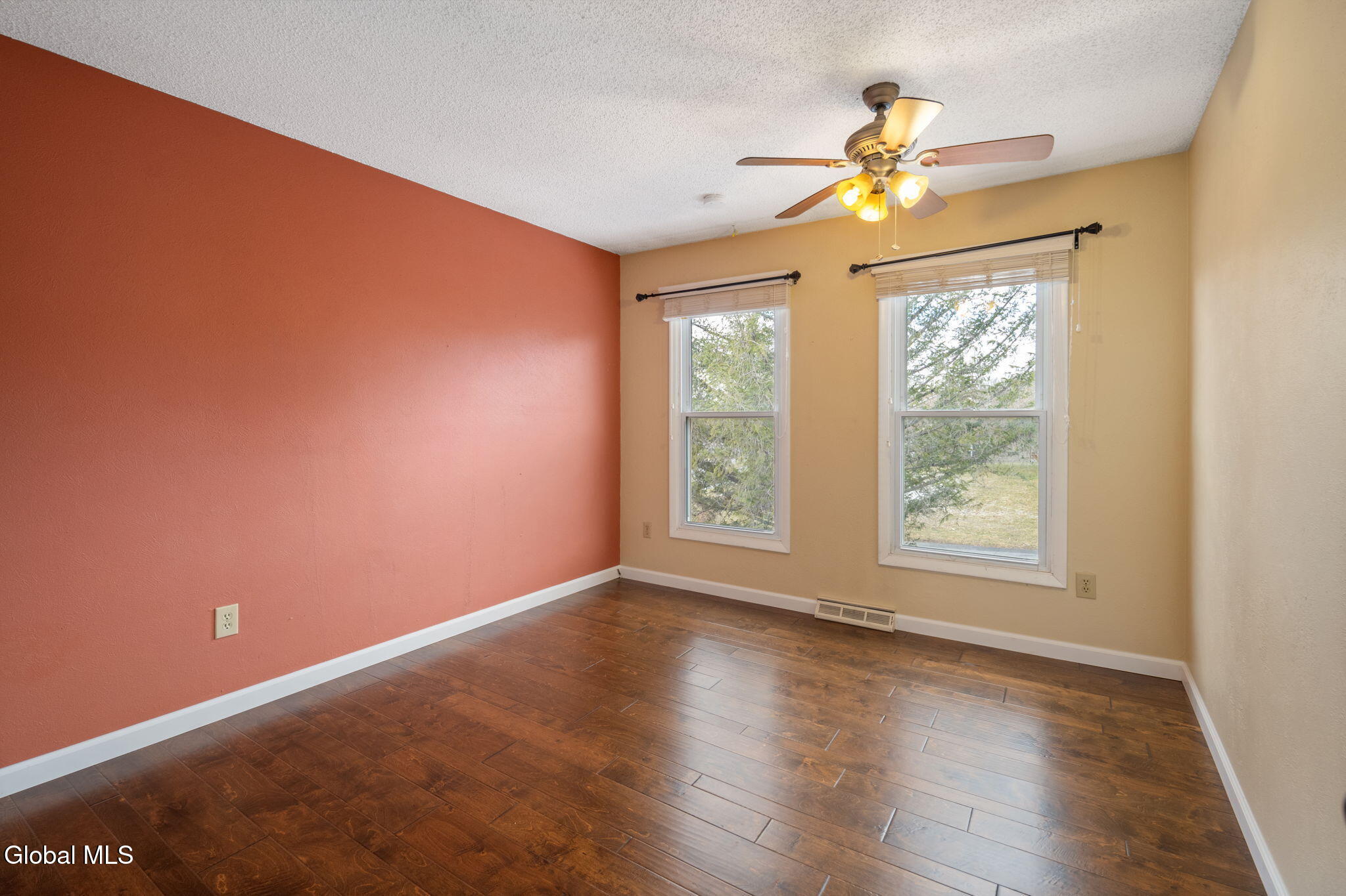 2 Carriage Road Clifton Park, NY 12065 - Photo 27 of 48 71-2CarriageRd_24 (2)