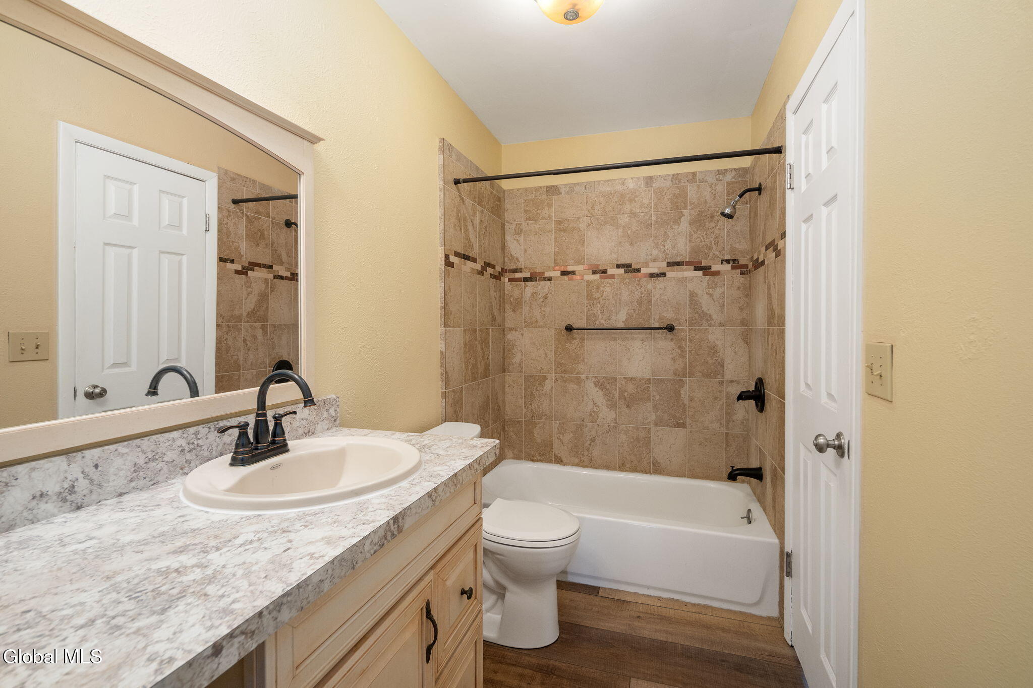 2 Carriage Road Clifton Park, NY 12065 - Photo 30 of 48 69-2CarriageRd_22 (2)