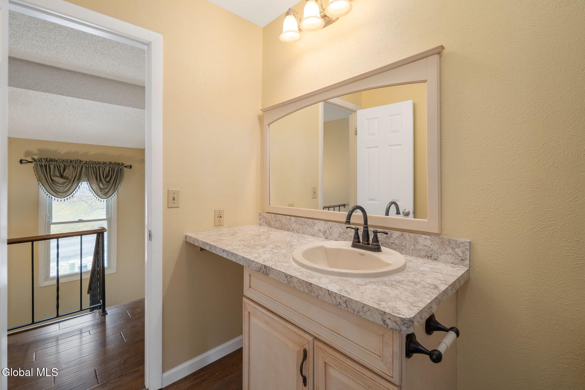 2 Carriage Road Clifton Park, NY 12065 - Photo 32 of 48 68-2CarriageRd_21 (2)