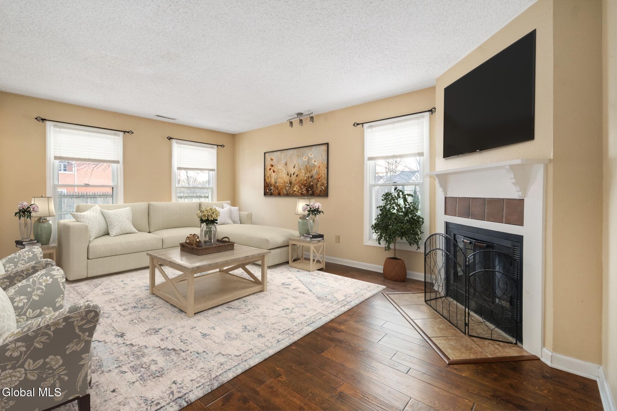 2 Carriage Road Clifton Park, NY 12065 - Photo 9 of 48 vs