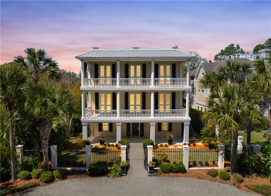 2307 Pelican Street St. Simons Island, GA 31522 - Photo 1 of 72