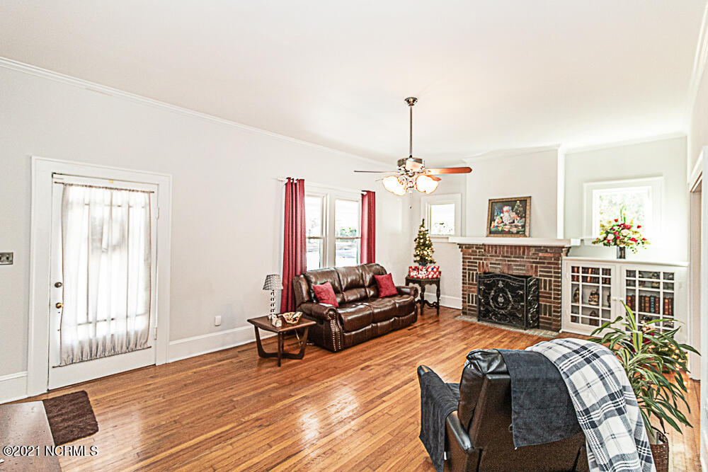 405 East Branch Street Spring Hope, NC 27882 - Photo 6 of 44 Spacious Parlor/ Living Rm